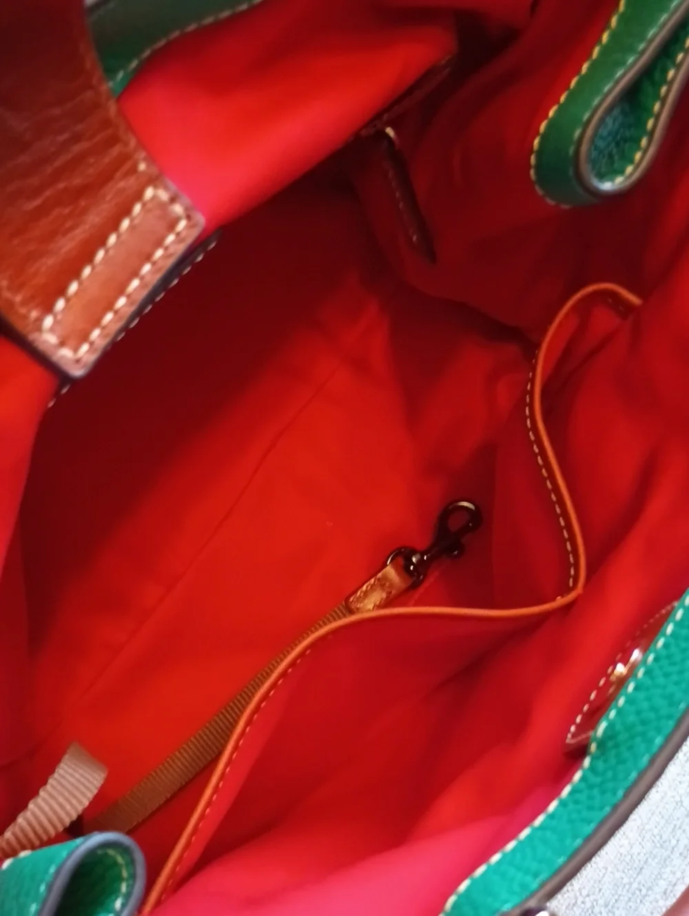 Dooney & Bourke excellent comes